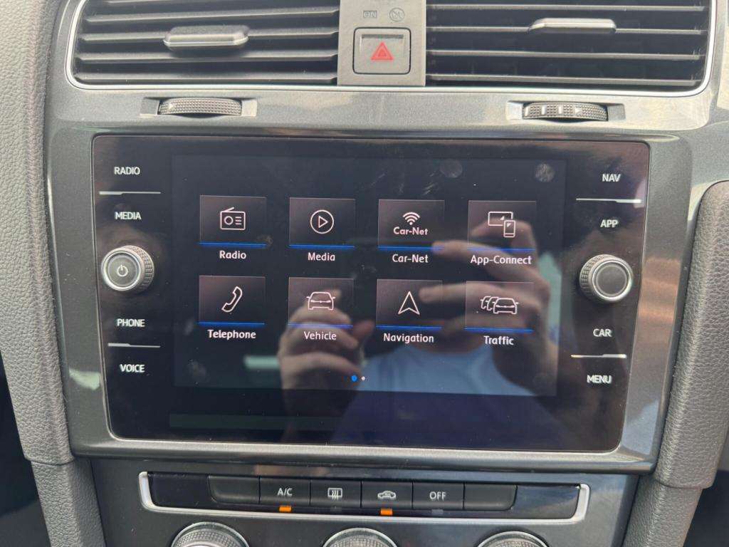 2019 VOLKSWAGEN GOLF 2019 VOLKSWAGEN GOLF
