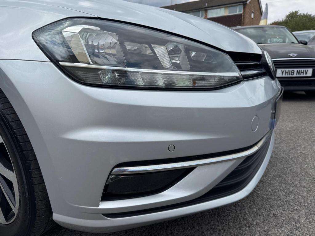 2019 VOLKSWAGEN GOLF 2019 VOLKSWAGEN GOLF