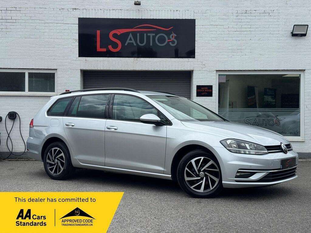 A 2019 VOLKSWAGEN GOLF 1.6 Tdi Match Estate A 2019 VOLKSWAGEN GOLF 1.6 Tdi Match Estate