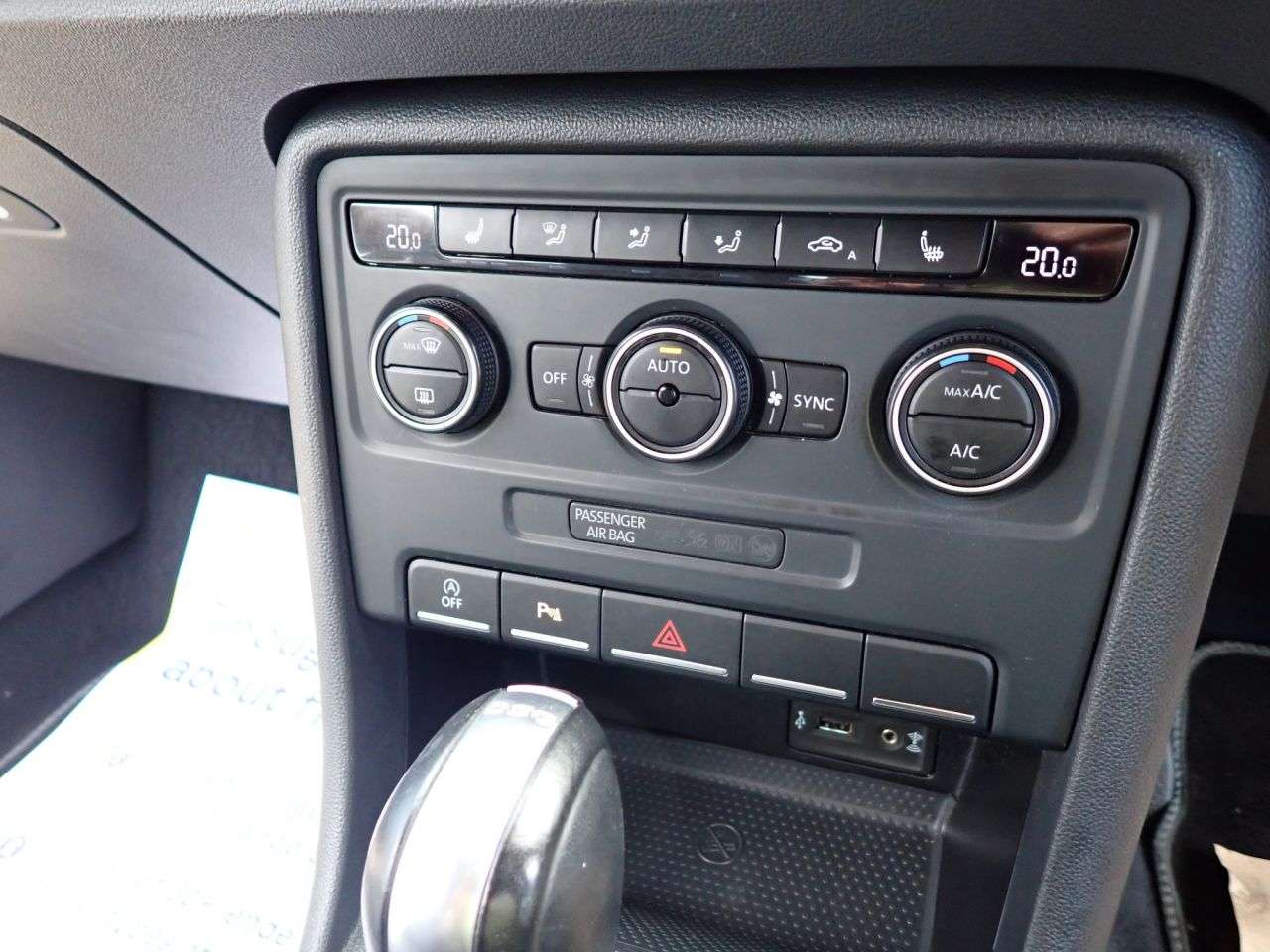 2015 VOLKSWAGEN BEETLE 2015 VOLKSWAGEN BEETLE