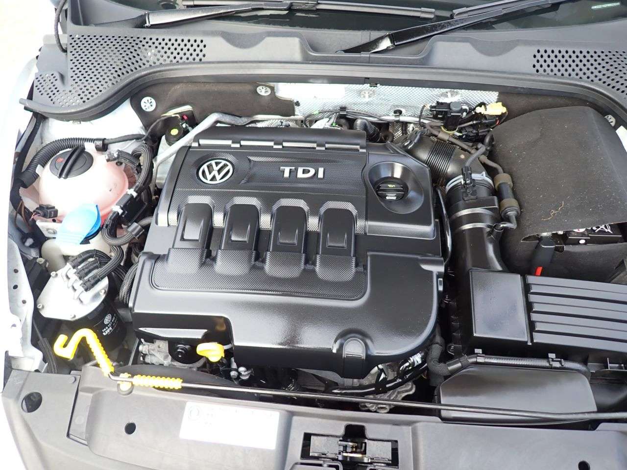 2015 VOLKSWAGEN BEETLE 2015 VOLKSWAGEN BEETLE