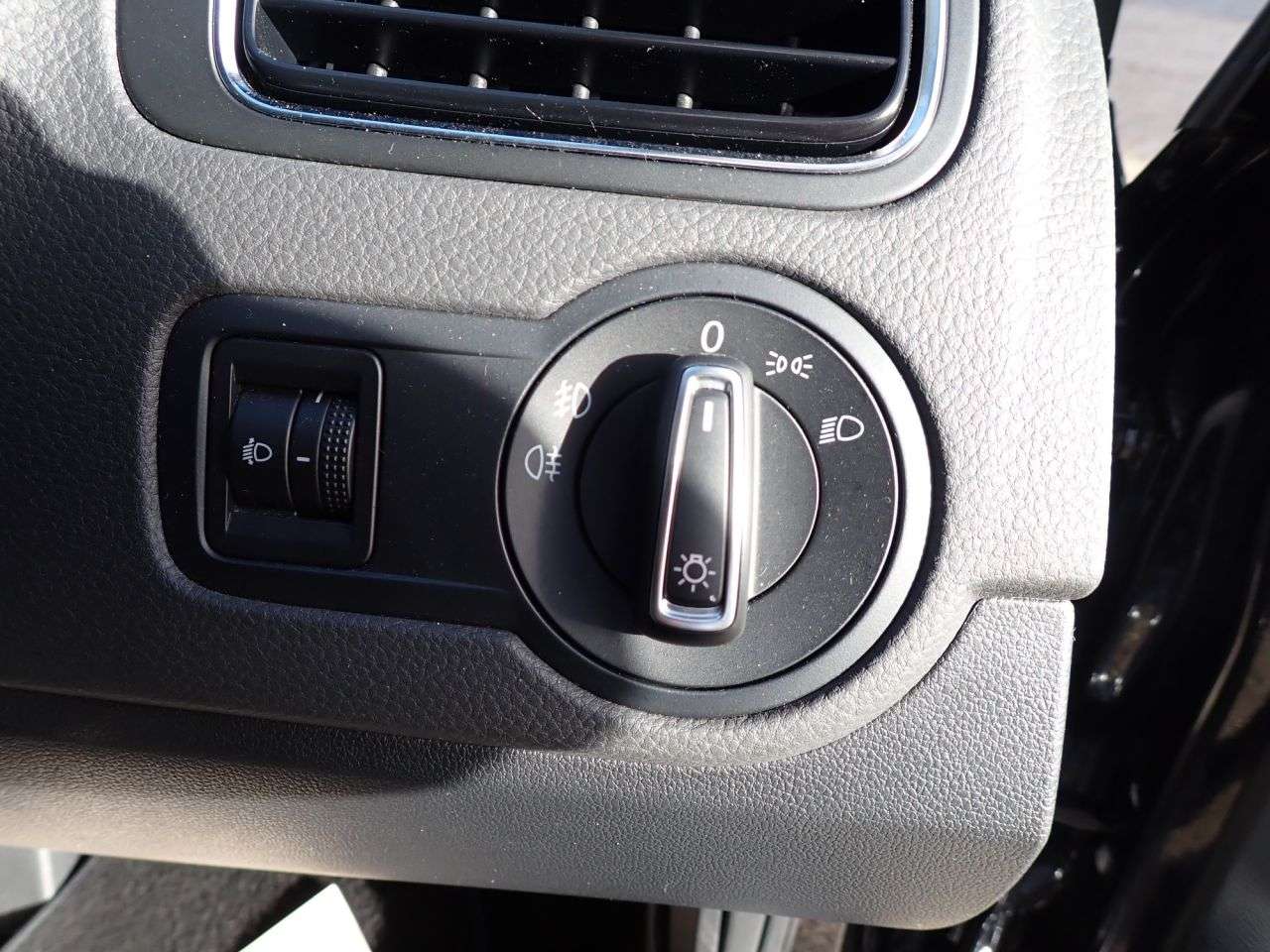 2016 VOLKSWAGEN POLO 2016 VOLKSWAGEN POLO