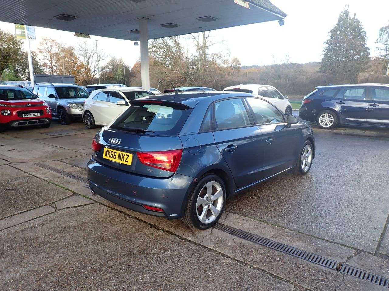 2016 AUDI A1 2016 AUDI A1