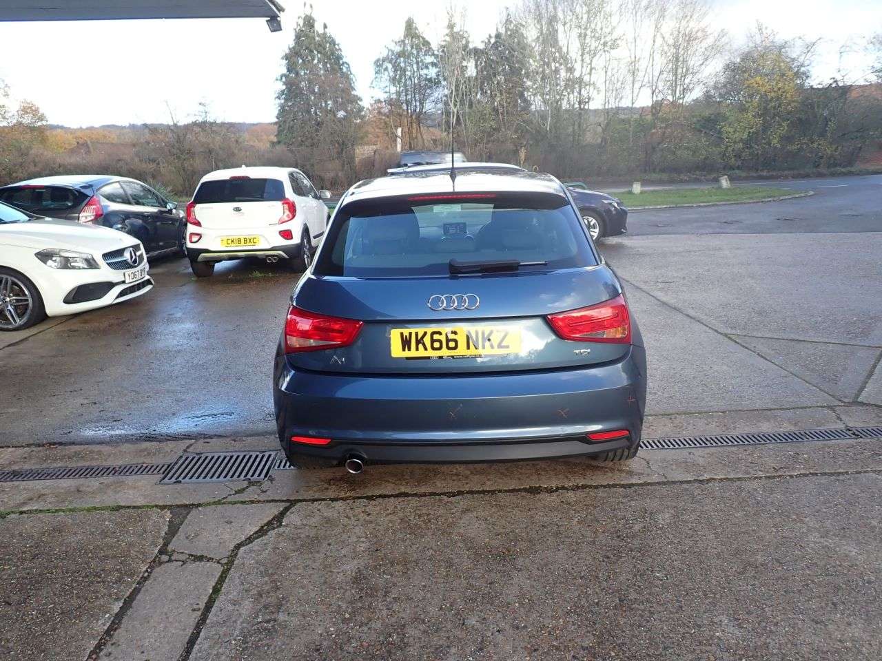 2016 AUDI A1 2016 AUDI A1