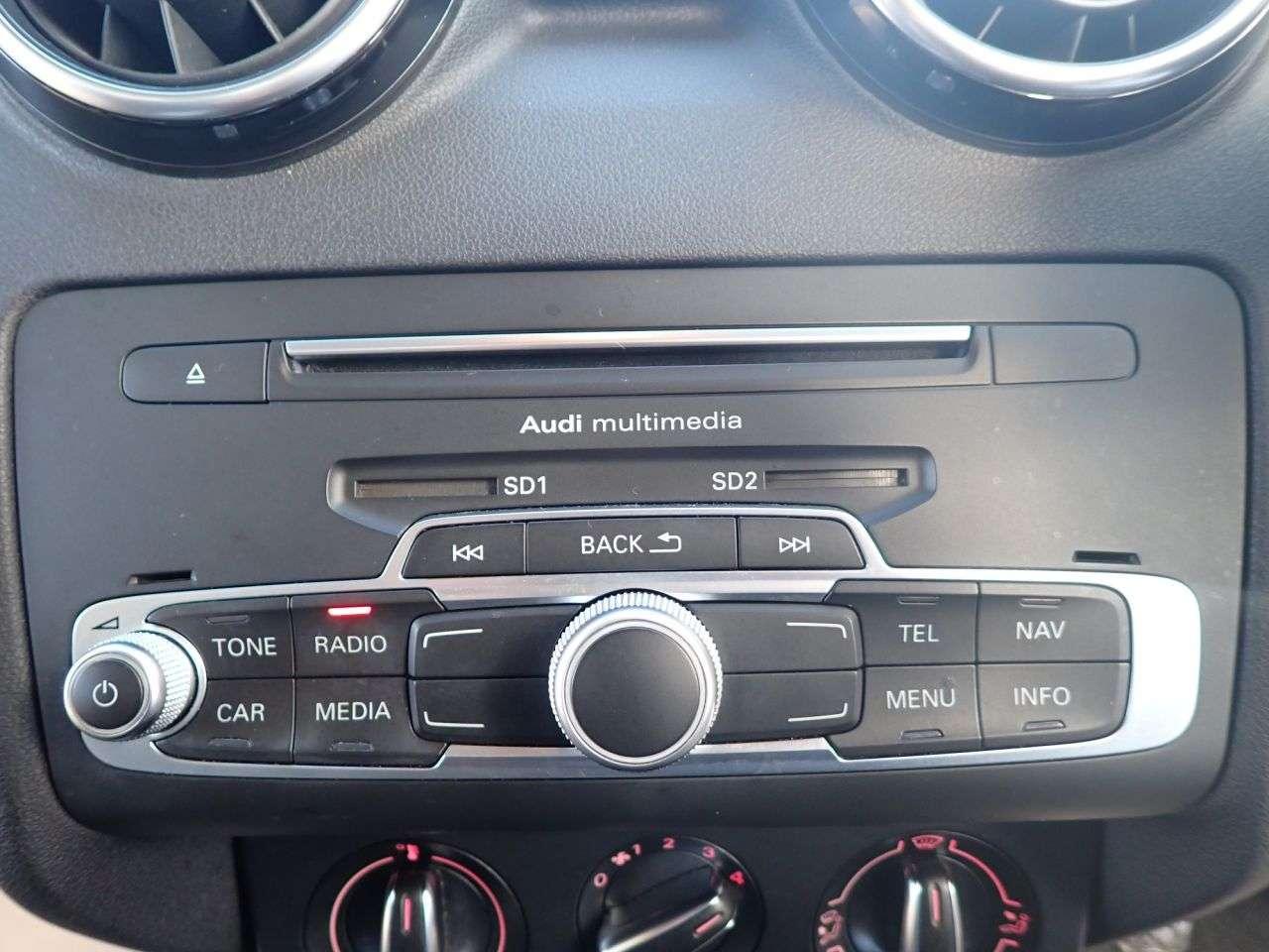 2016 AUDI A1 2016 AUDI A1