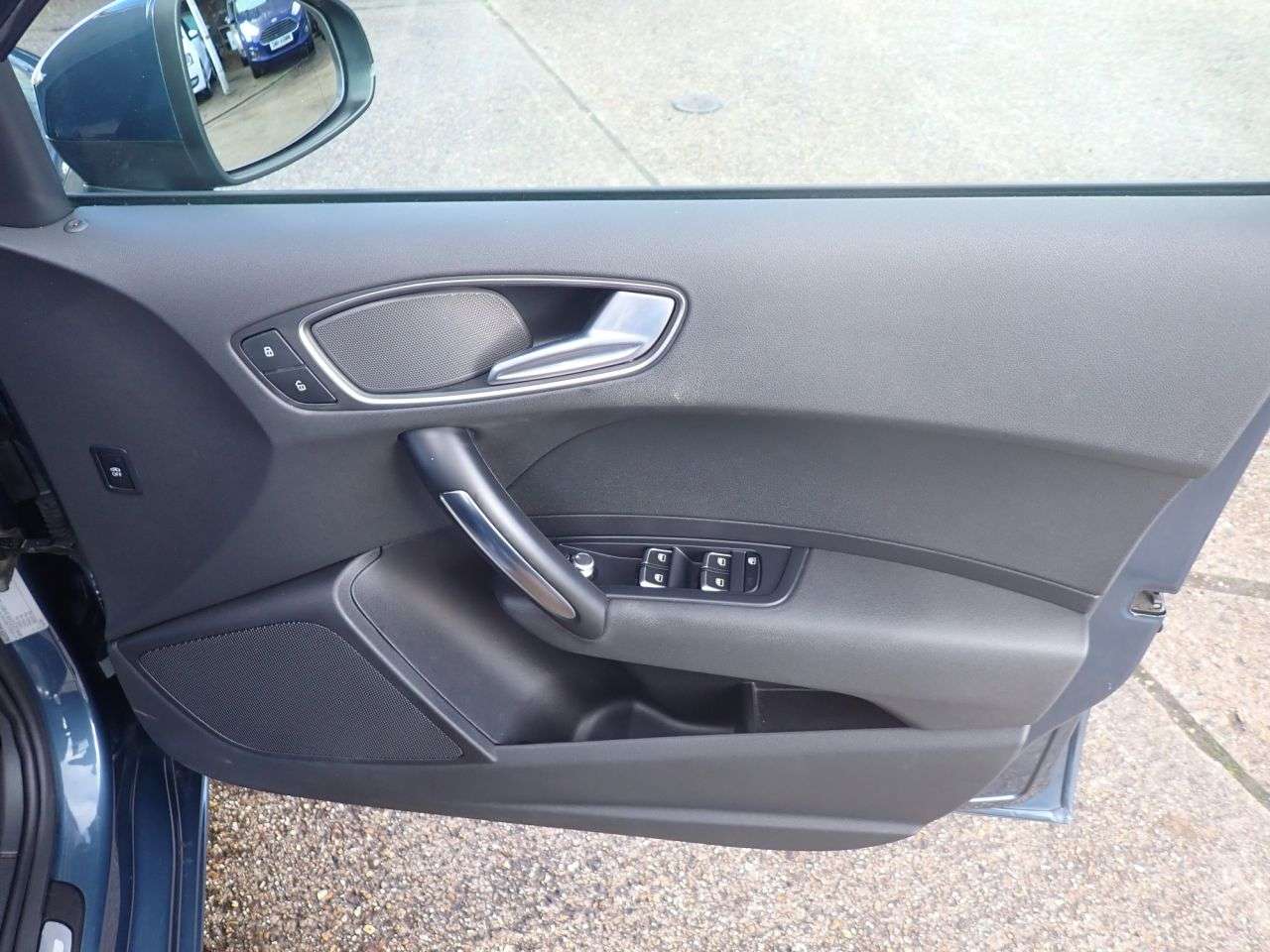 2016 AUDI A1 2016 AUDI A1