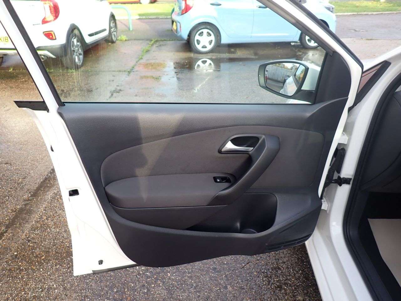 2013 VOLKSWAGEN POLO 2013 VOLKSWAGEN POLO