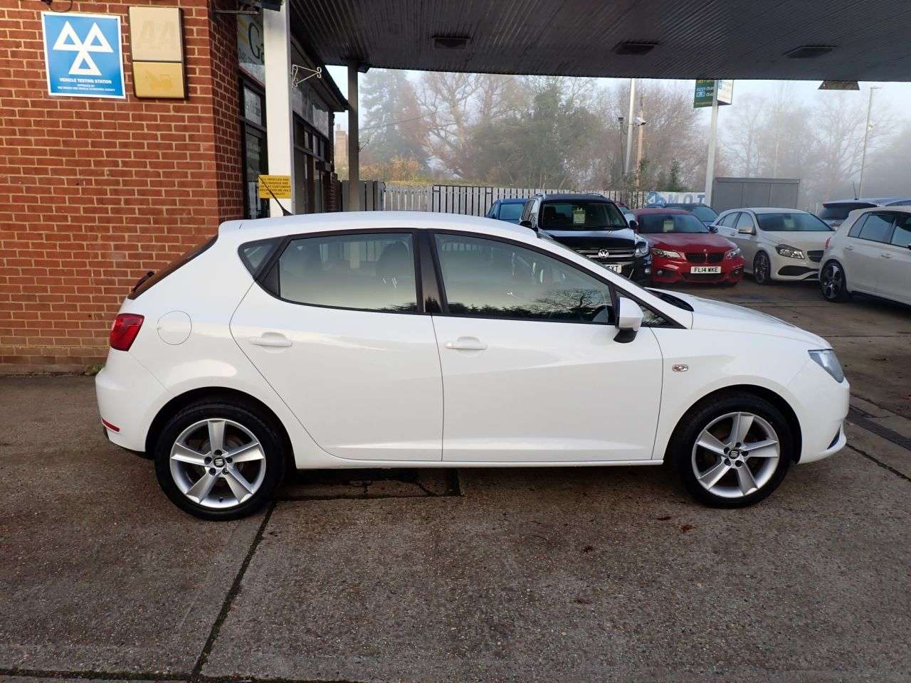 A 2014 SEAT IBIZA 1.4 Toca Hatchback 5dr Petrol Manual Euro 5 (85 ps) AIR CON, AUX, WORKING R A 2014 SEAT IBIZA 1.4 Toca Hatchback 5dr Petrol Manual Euro 5 (85 ps) AIR CON, AUX, WORKING R