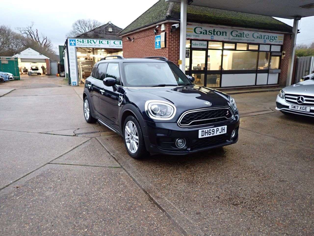 A 2019 MINI COUNTRYMAN 2.0 Cooper S Exclusive SUV 5dr Petrol Steptronic Euro 6 (s/s) (192 ps) REVE A 2019 MINI COUNTRYMAN 2.0 Cooper S Exclusive SUV 5dr Petrol Steptronic Euro 6 (s/s) (192 ps) REVE