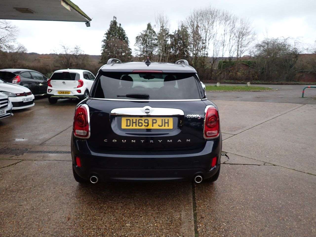 A 2019 MINI COUNTRYMAN 2.0 Cooper S Exclusive SUV 5dr Petrol Steptronic Euro 6 (s/s) (192 ps) REVE A 2019 MINI COUNTRYMAN 2.0 Cooper S Exclusive SUV 5dr Petrol Steptronic Euro 6 (s/s) (192 ps) REVE