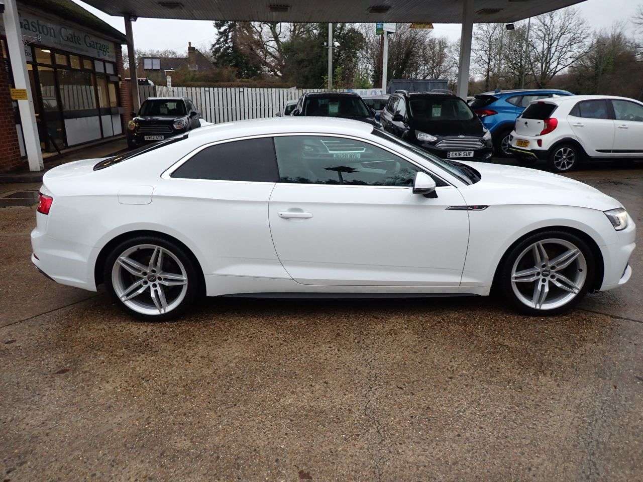 A 2017 AUDI A5 2.0 TFSI S line Coupe 2dr Petrol Manual Euro 6 (s/s) (190 ps) TWO KEYS,PARK A 2017 AUDI A5 2.0 TFSI S line Coupe 2dr Petrol Manual Euro 6 (s/s) (190 ps) TWO KEYS,PARK