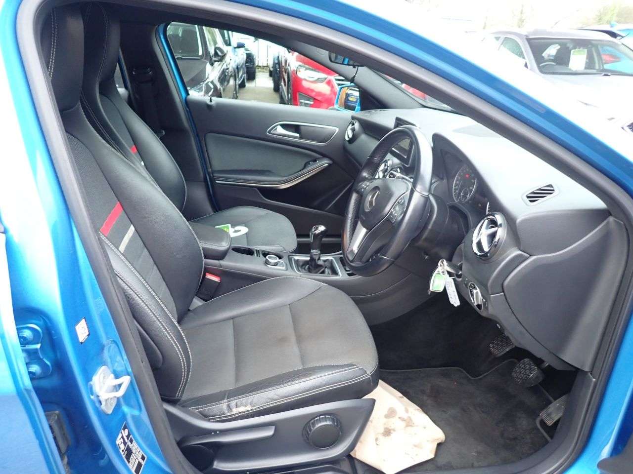 2013 MERCEDES-BENZ A-CLASS 2013 MERCEDES-BENZ A-CLASS