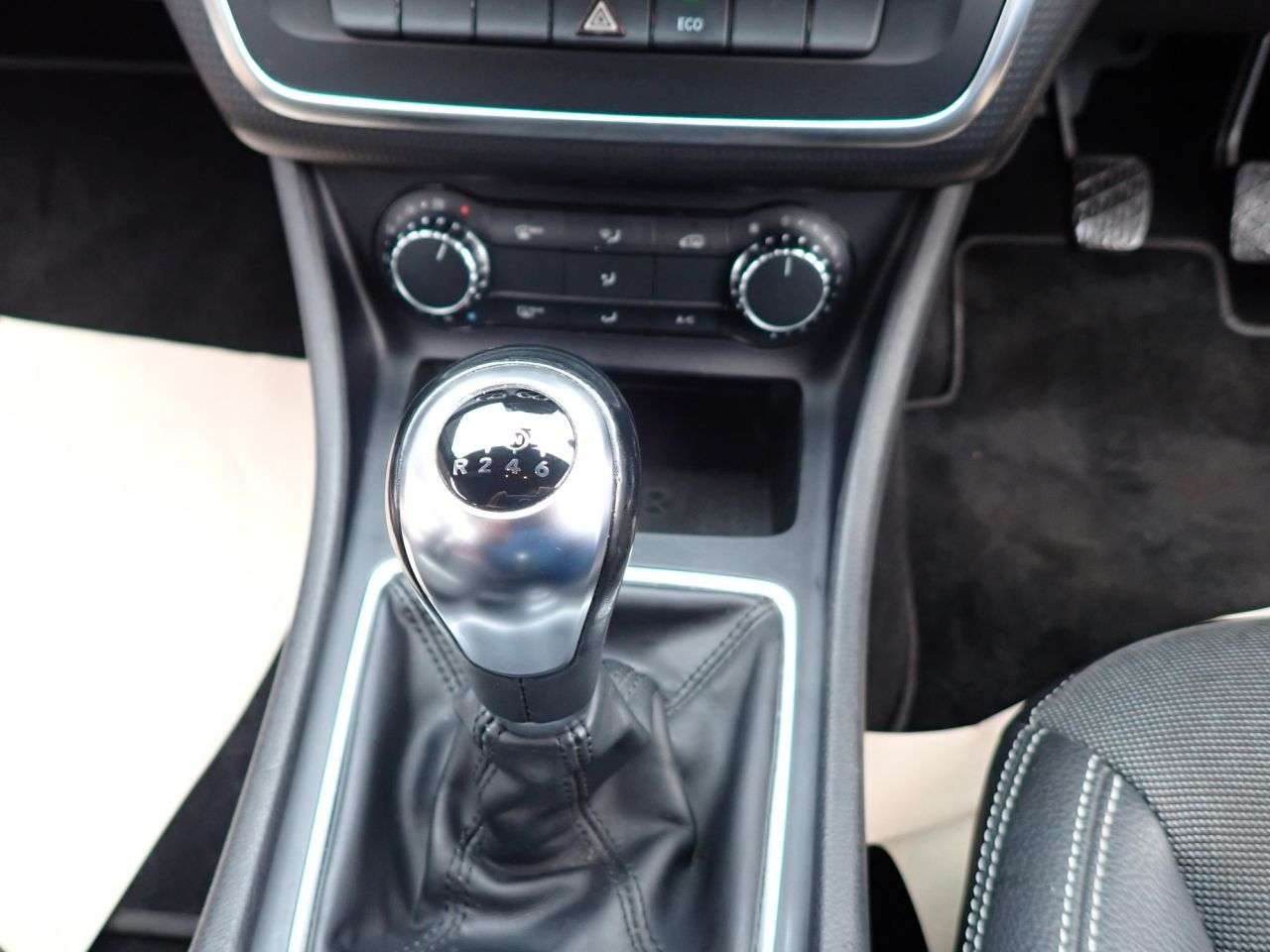 2013 MERCEDES-BENZ A-CLASS 2013 MERCEDES-BENZ A-CLASS