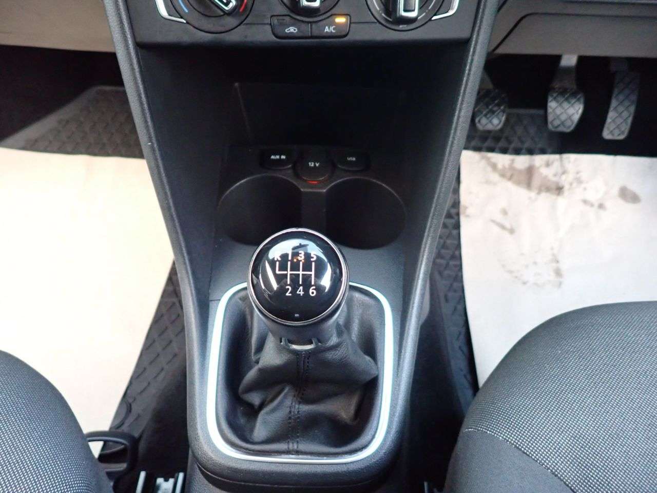 2017 VOLKSWAGEN POLO 2017 VOLKSWAGEN POLO