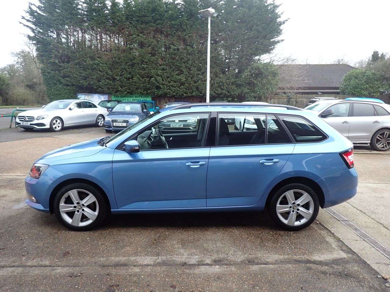 2017 SKODA FABIA 2017 SKODA FABIA