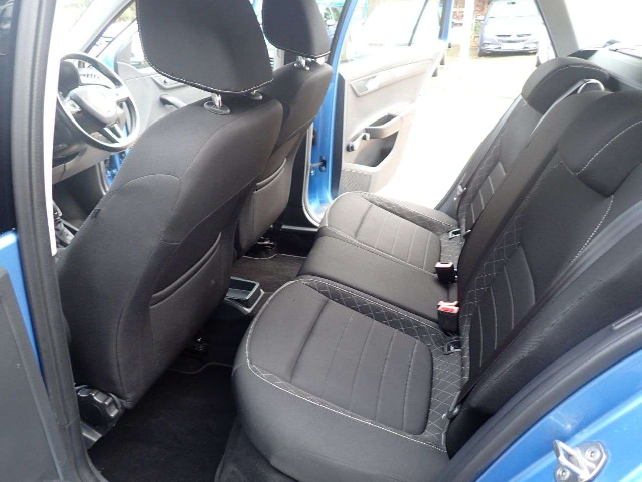 2017 SKODA FABIA 2017 SKODA FABIA