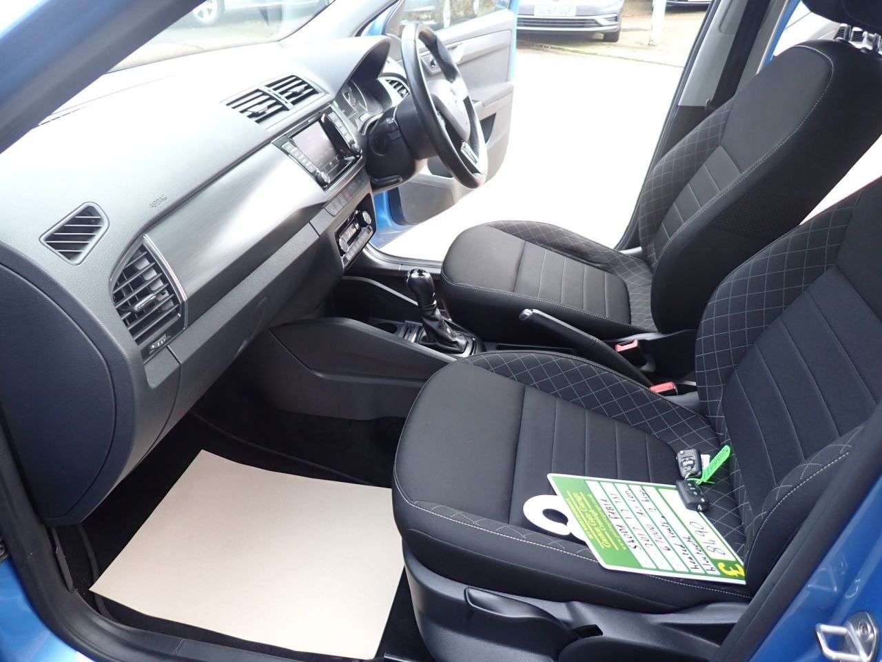 2017 SKODA FABIA 2017 SKODA FABIA