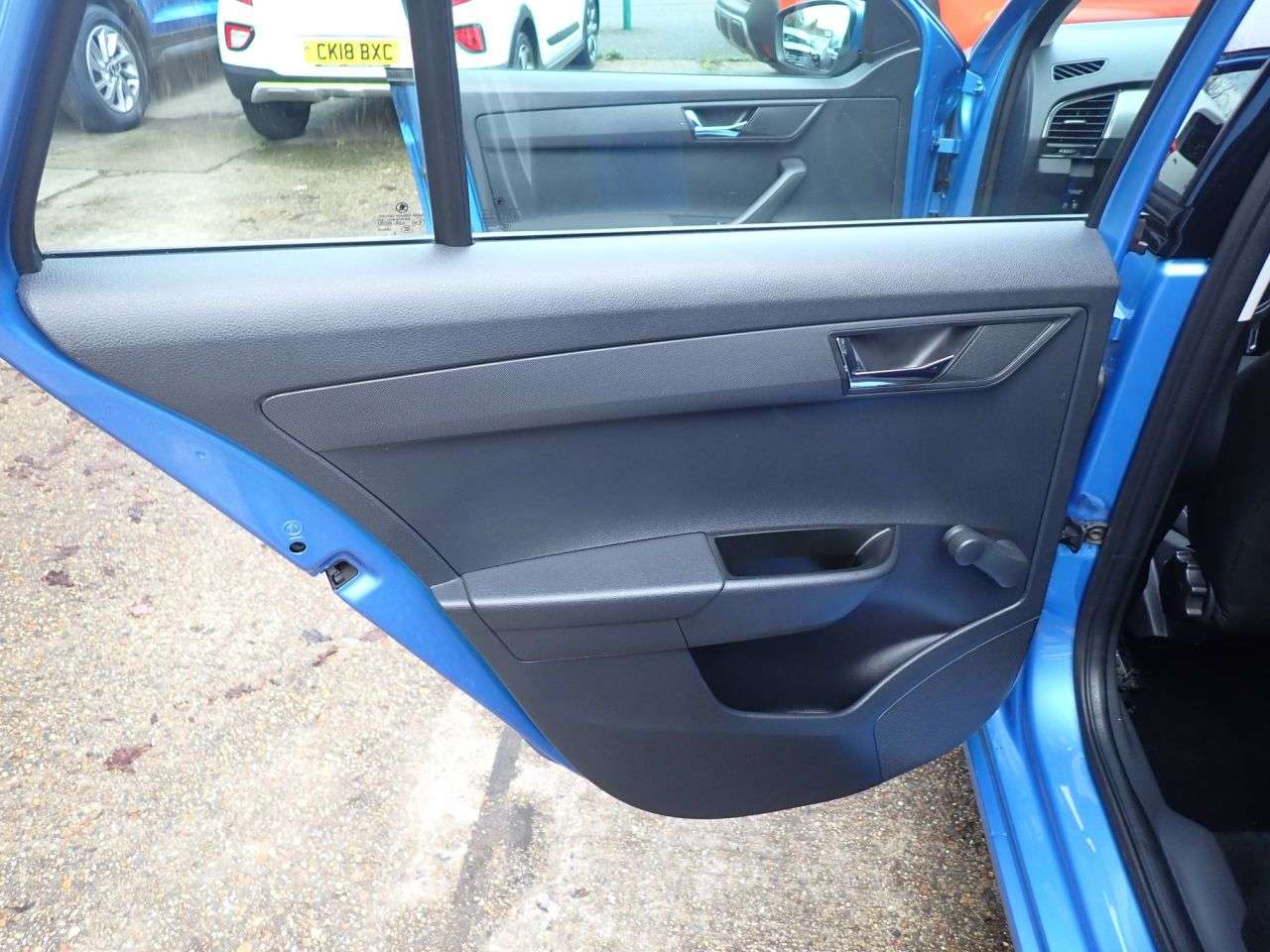 2017 SKODA FABIA 2017 SKODA FABIA