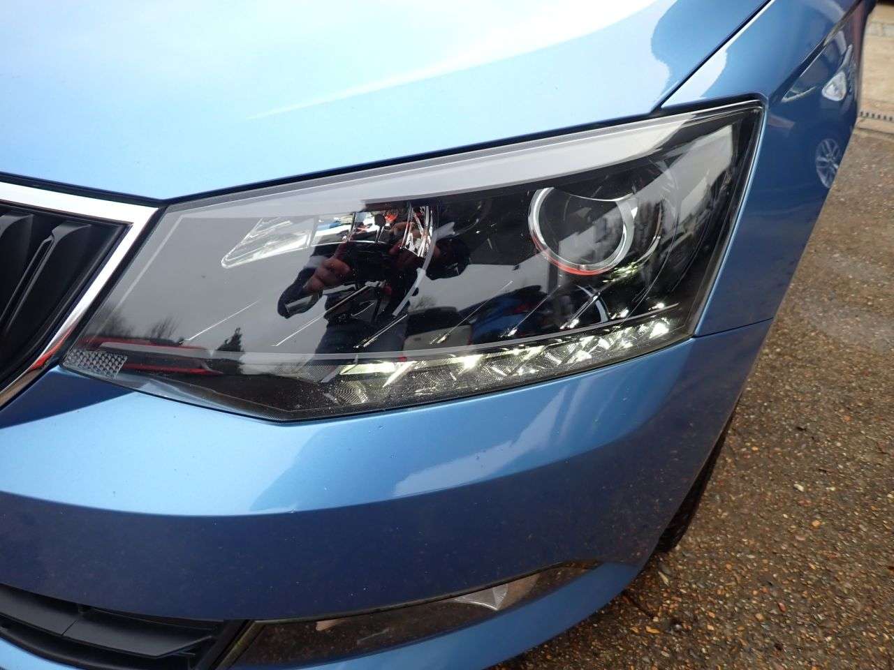 2017 SKODA FABIA 2017 SKODA FABIA