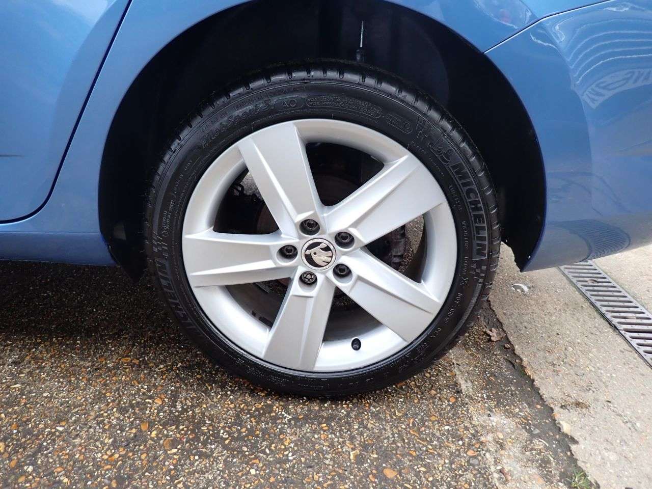 2017 SKODA FABIA 2017 SKODA FABIA