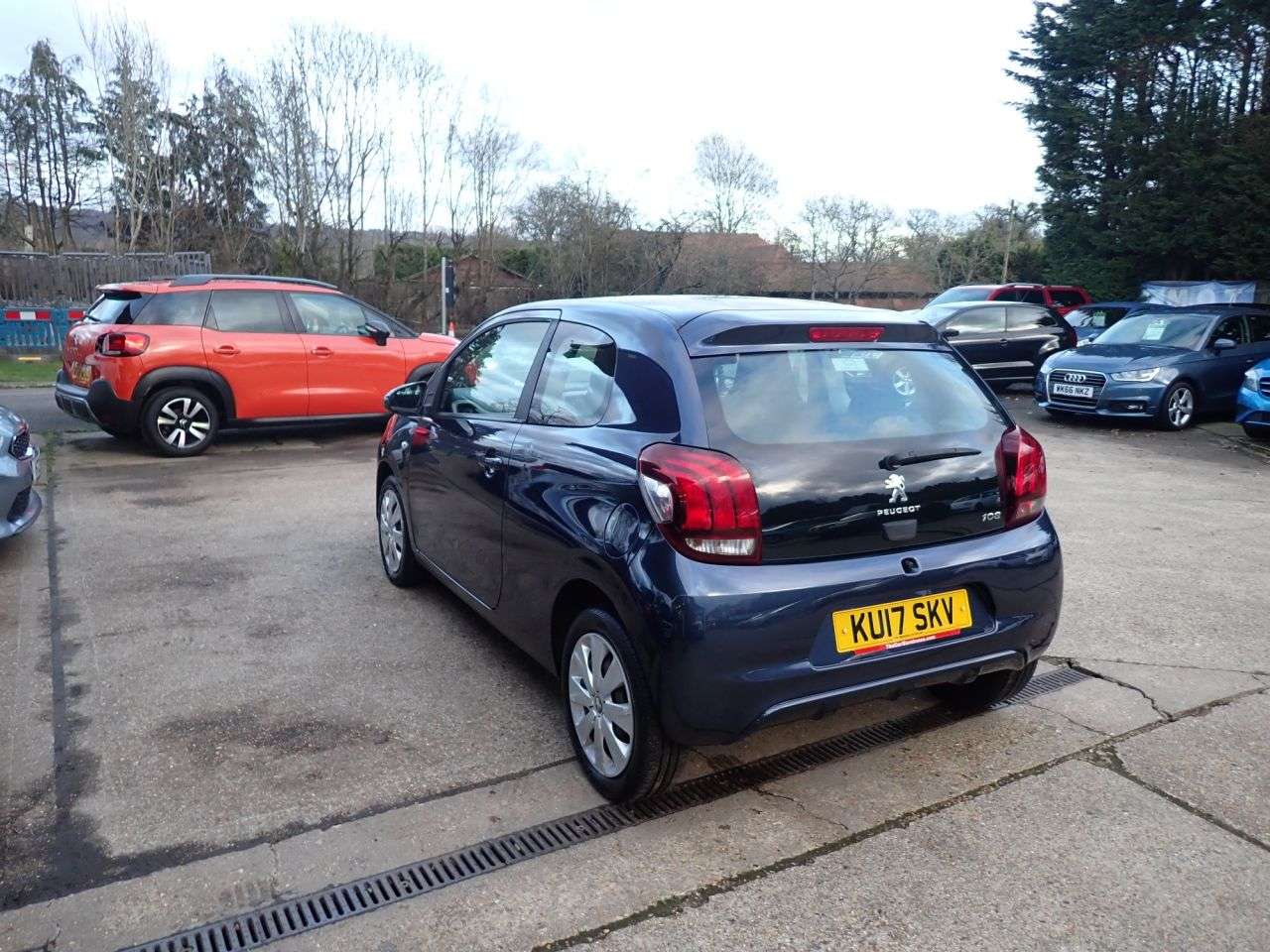 2017 PEUGEOT 108 2017 PEUGEOT 108