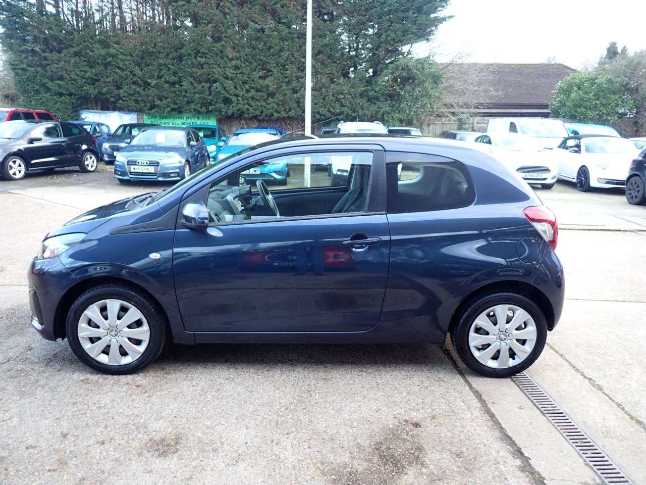 2017 PEUGEOT 108 2017 PEUGEOT 108