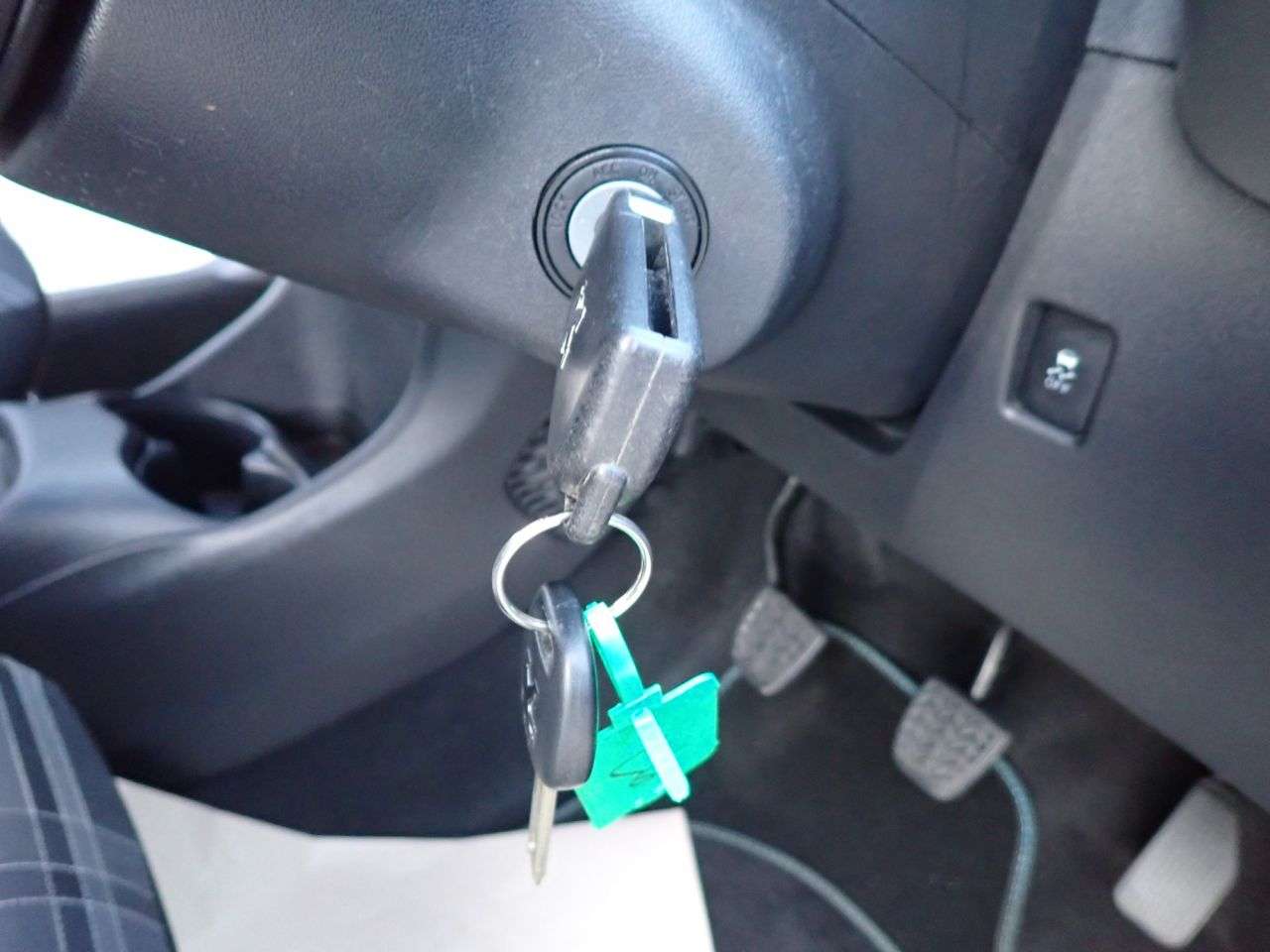 2017 PEUGEOT 108 2017 PEUGEOT 108