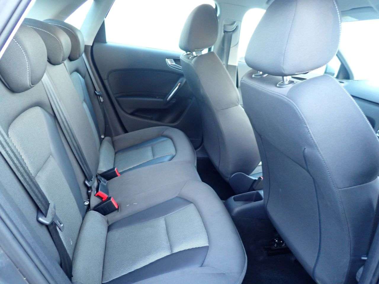 2017 AUDI A1 2017 AUDI A1