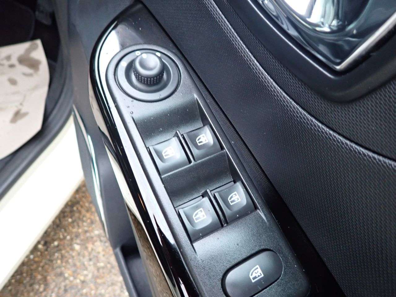 2015 RENAULT CAPTUR 2015 RENAULT CAPTUR