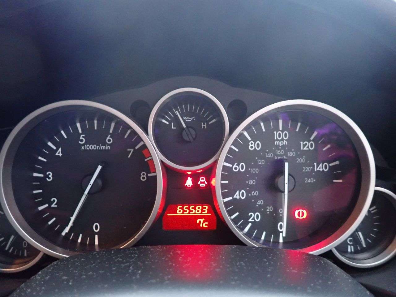 2010 MAZDA MX-5 2010 MAZDA MX-5