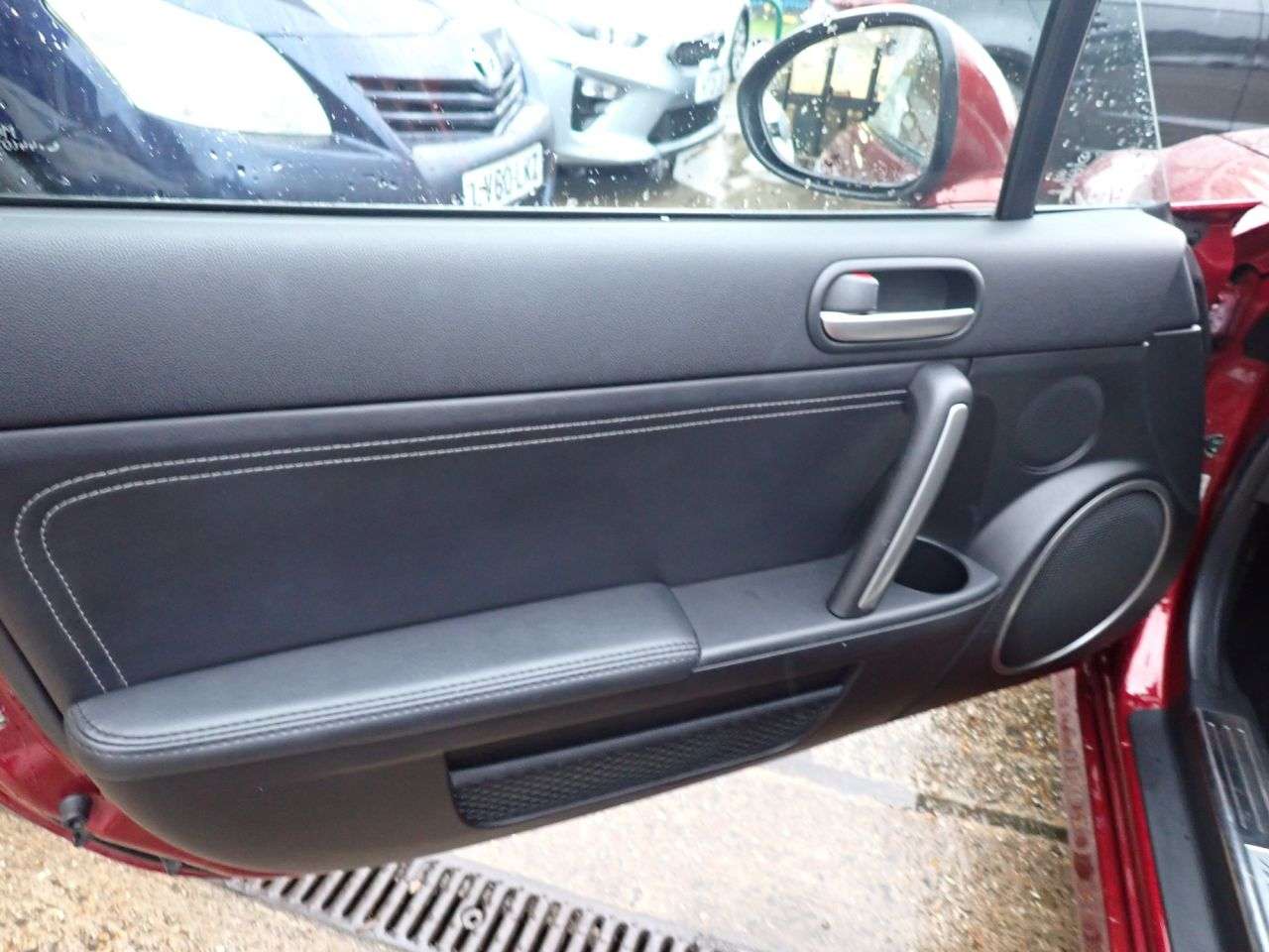 2010 MAZDA MX-5 2010 MAZDA MX-5