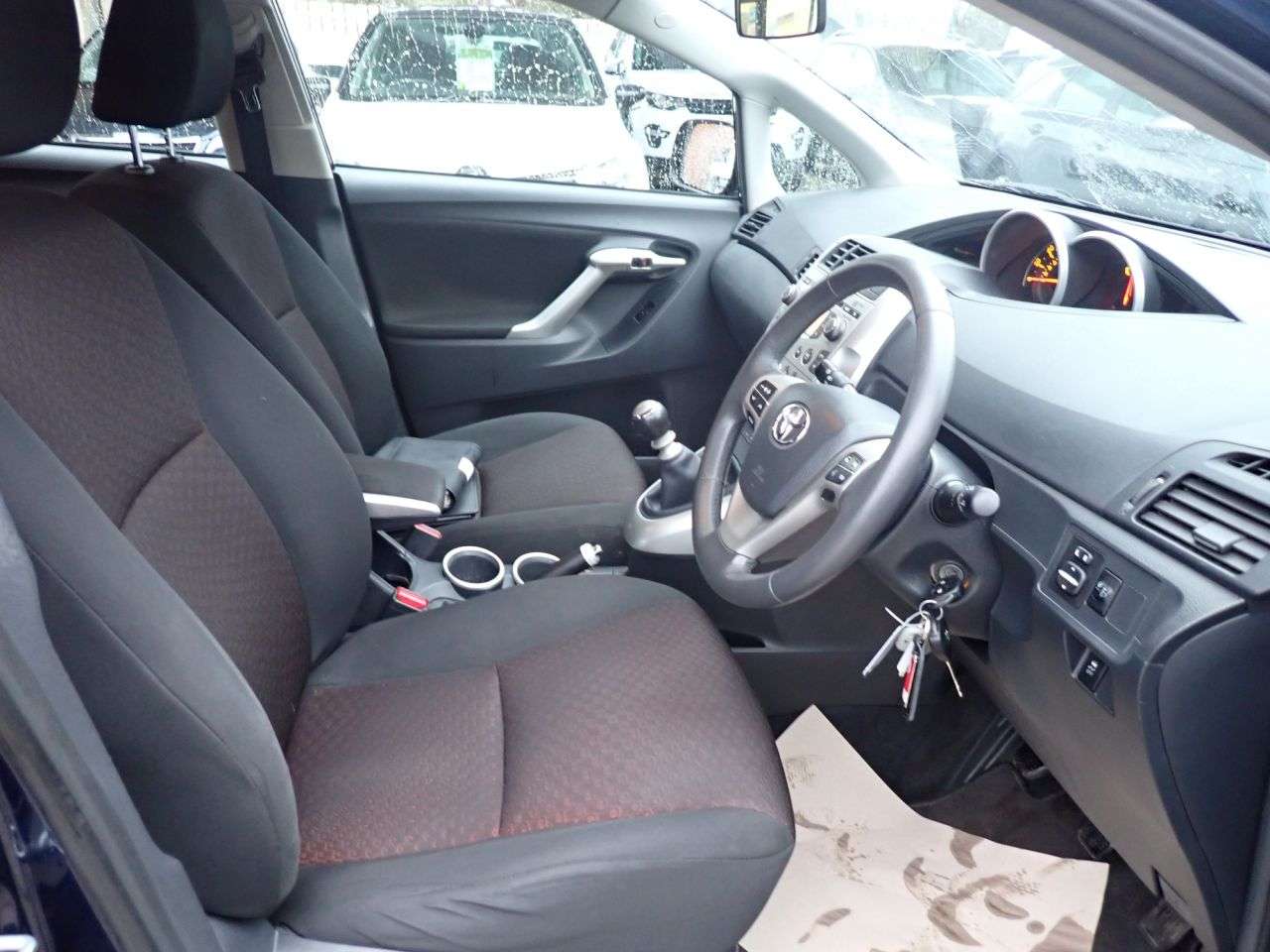 2010 TOYOTA VERSO 2010 TOYOTA VERSO