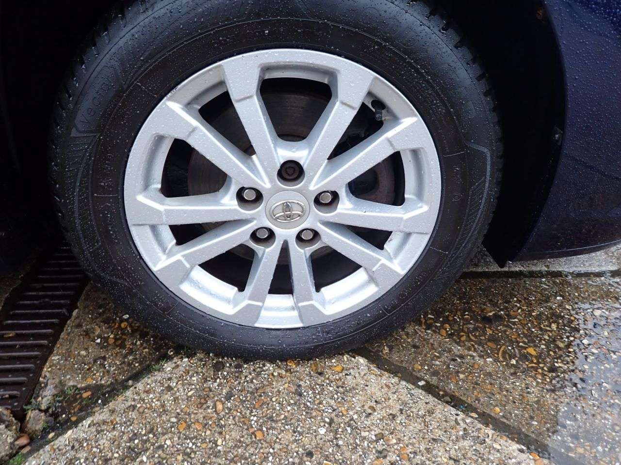 2010 TOYOTA VERSO 2010 TOYOTA VERSO