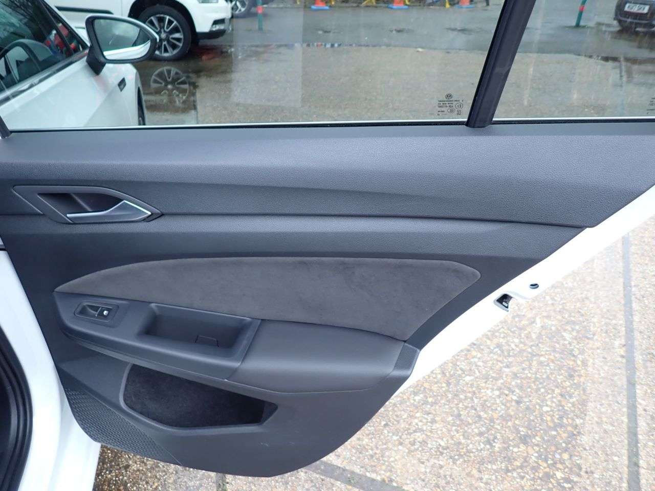 2023 VOLKSWAGEN GOLF 2023 VOLKSWAGEN GOLF