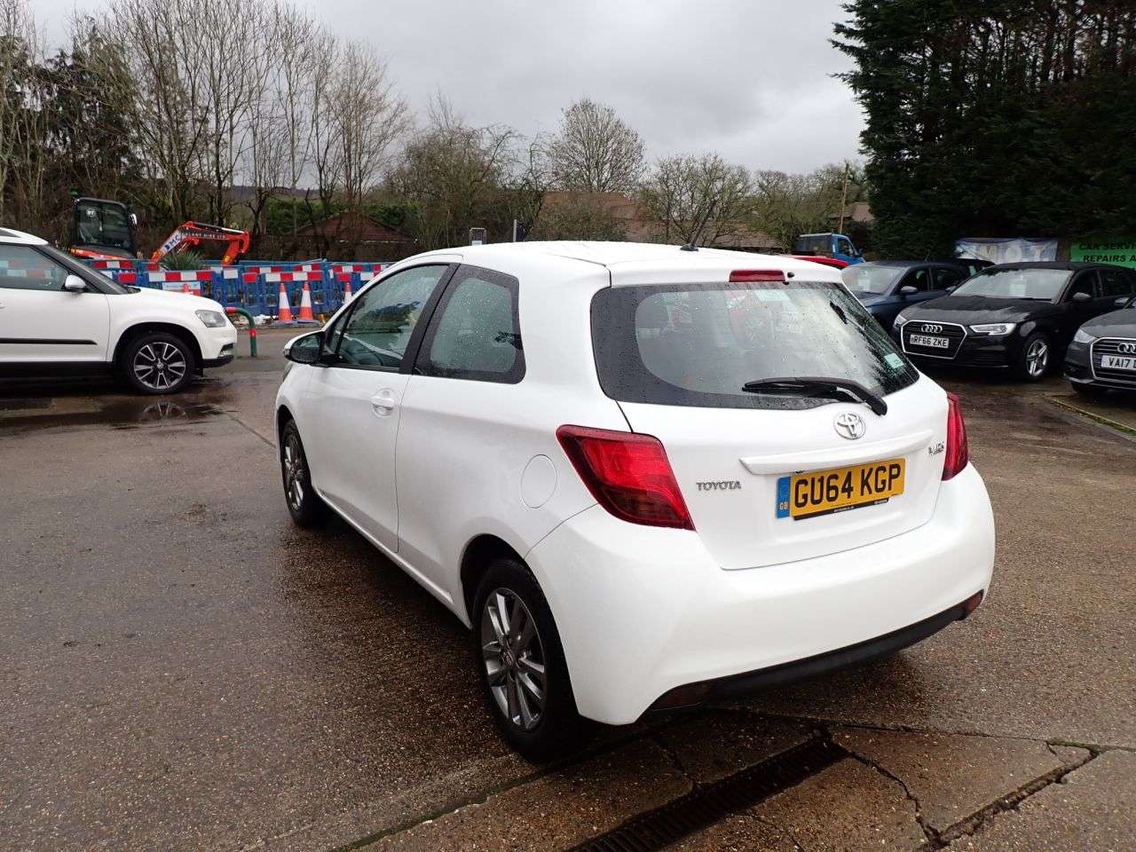 2014 TOYOTA YARIS 2014 TOYOTA YARIS
