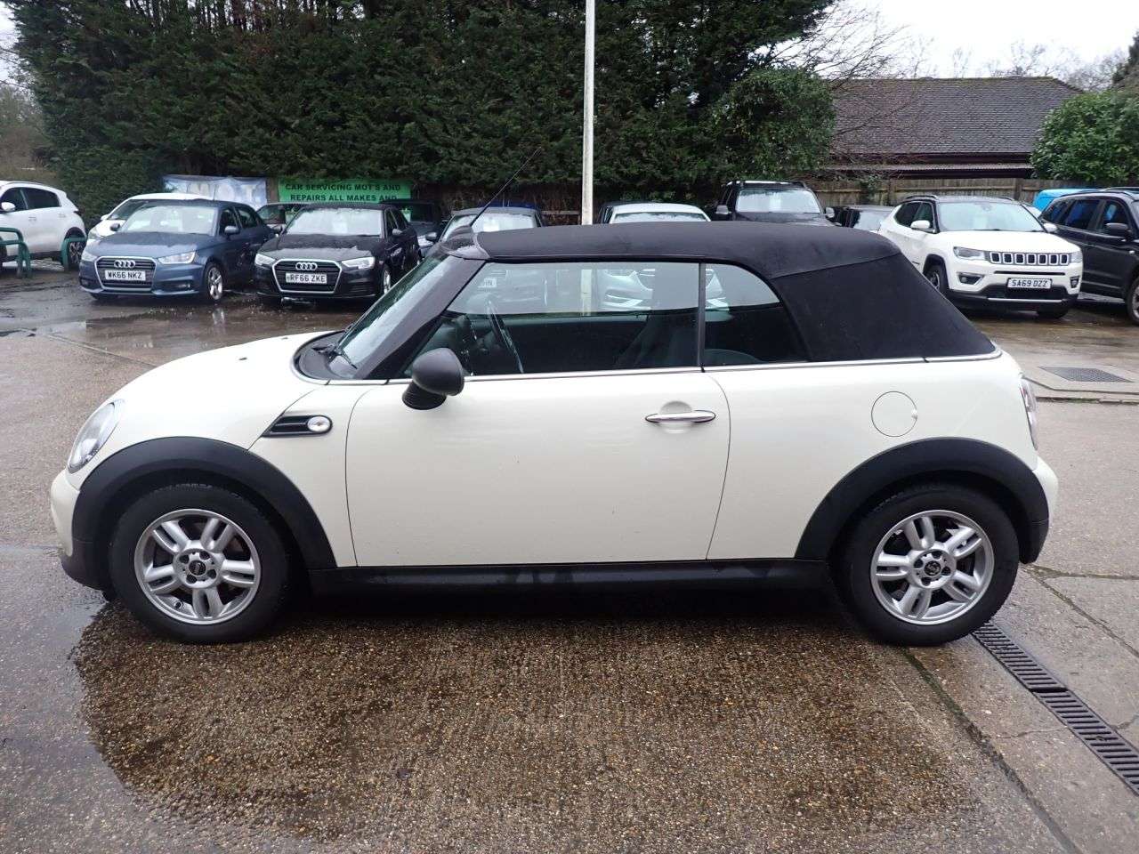 2012 MINI CONVERTIBLE 2012 MINI CONVERTIBLE