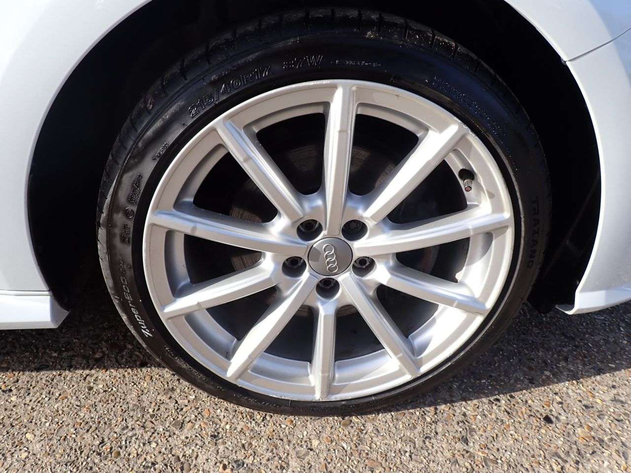 2016 AUDI A1 2016 AUDI A1