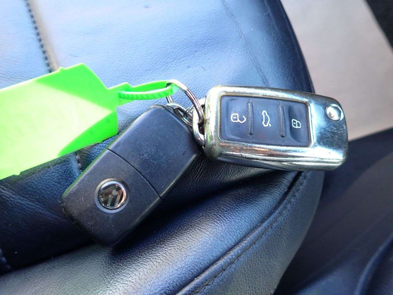 2015 VOLKSWAGEN BEETLE 2015 VOLKSWAGEN BEETLE