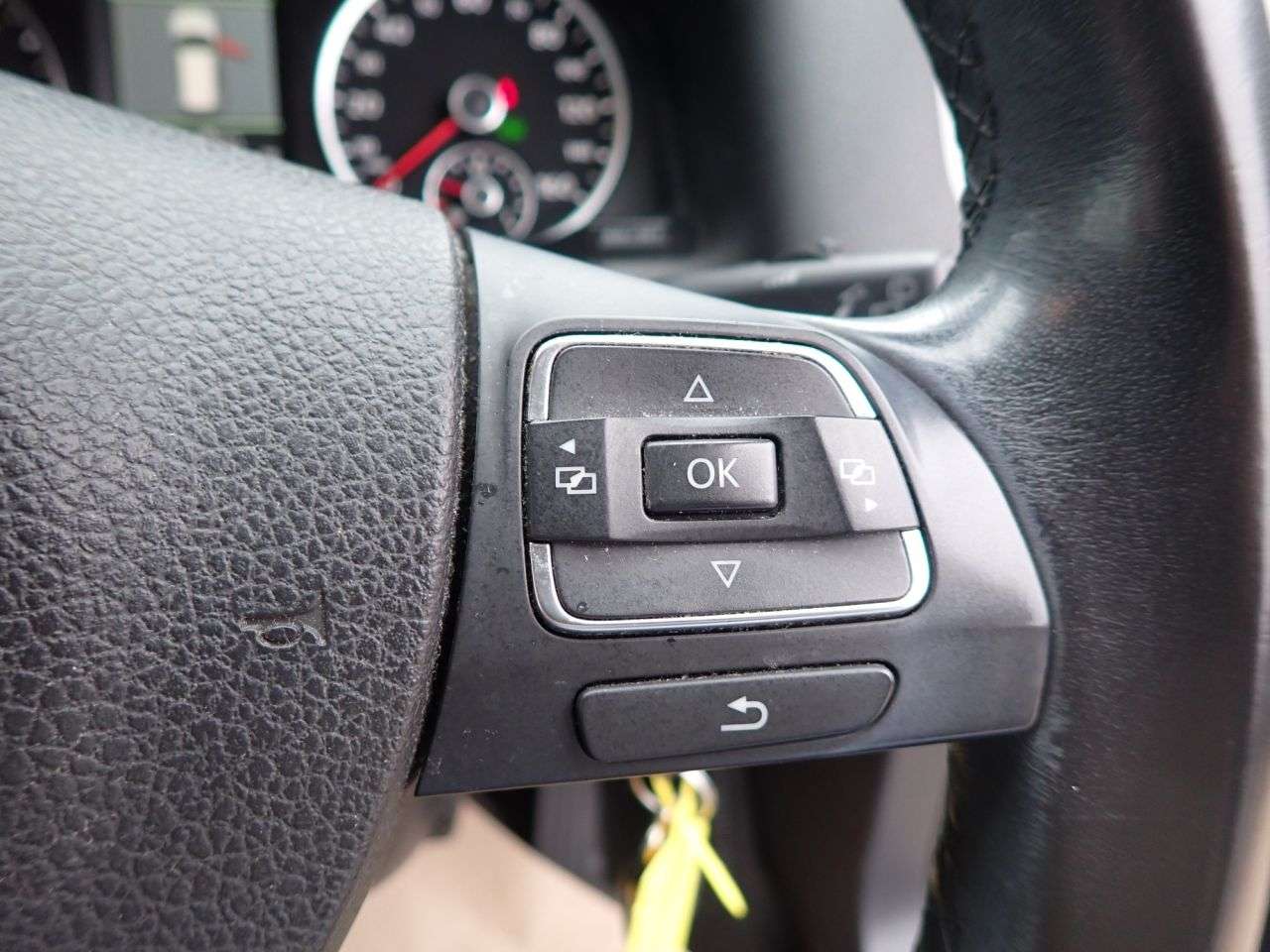 2012 VOLKSWAGEN TIGUAN 2012 VOLKSWAGEN TIGUAN