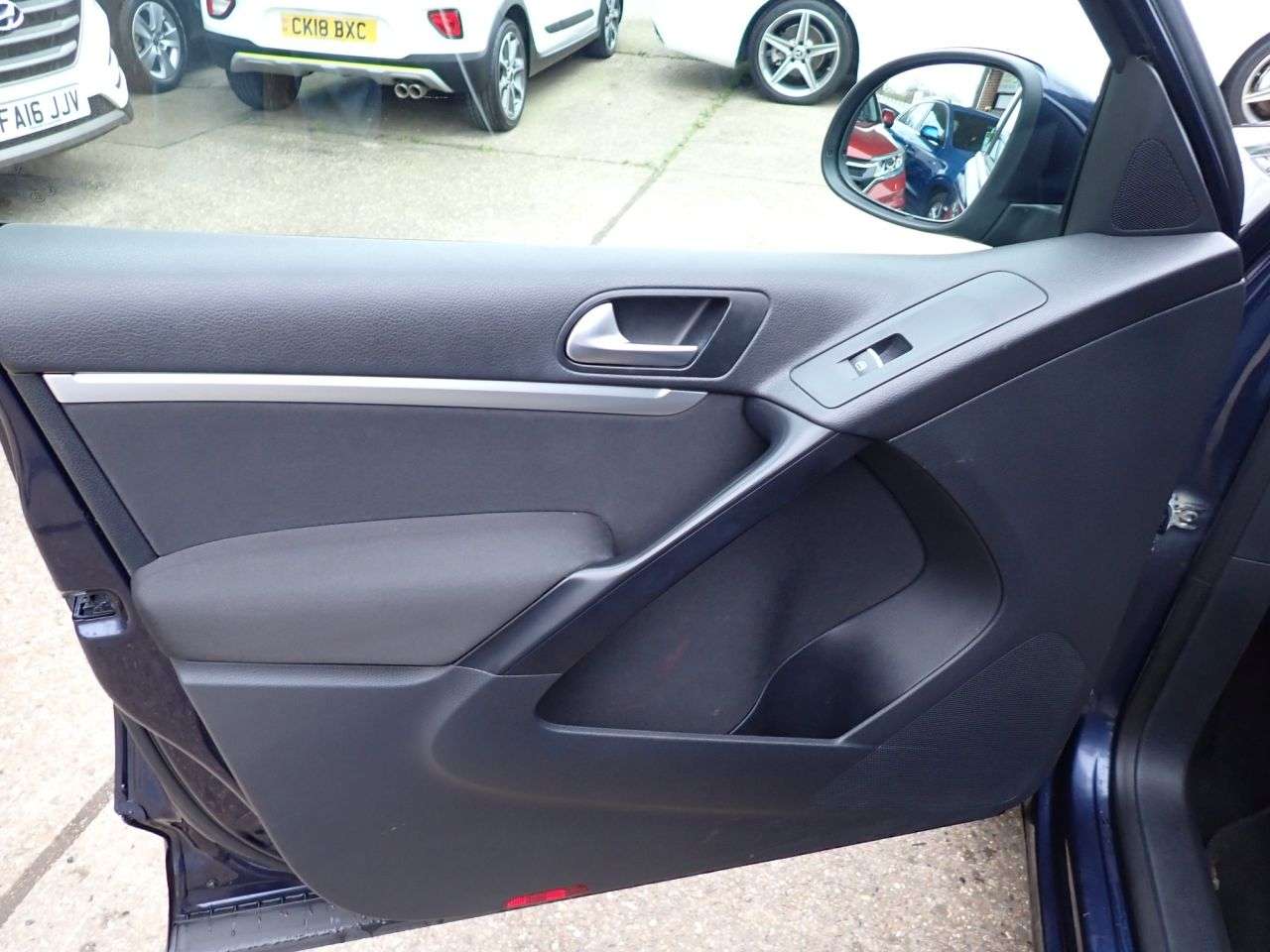 2012 VOLKSWAGEN TIGUAN 2012 VOLKSWAGEN TIGUAN