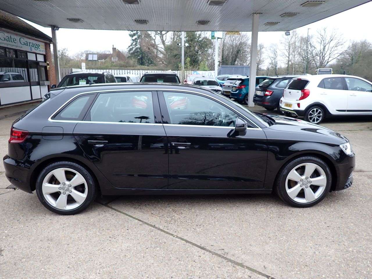 A 2016 AUDI A3 1.4 TFSI Sport Sportback 5dr Petrol Manual Euro 6 (s/s) (Nav) (125 ps) PARK A 2016 AUDI A3 1.4 TFSI Sport Sportback 5dr Petrol Manual Euro 6 (s/s) (Nav) (125 ps) PARK