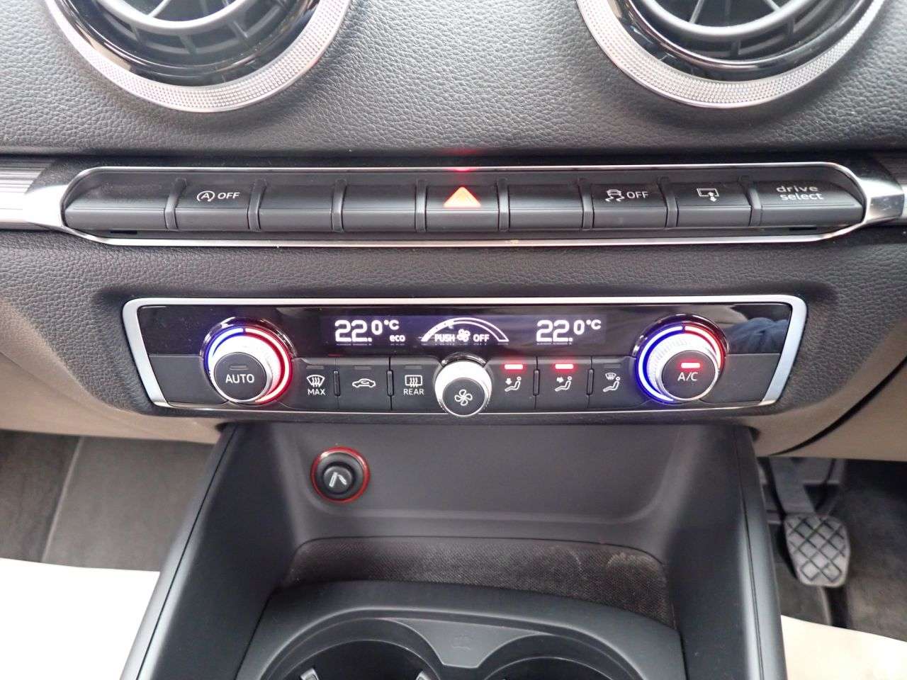 2016 AUDI A3 2016 AUDI A3