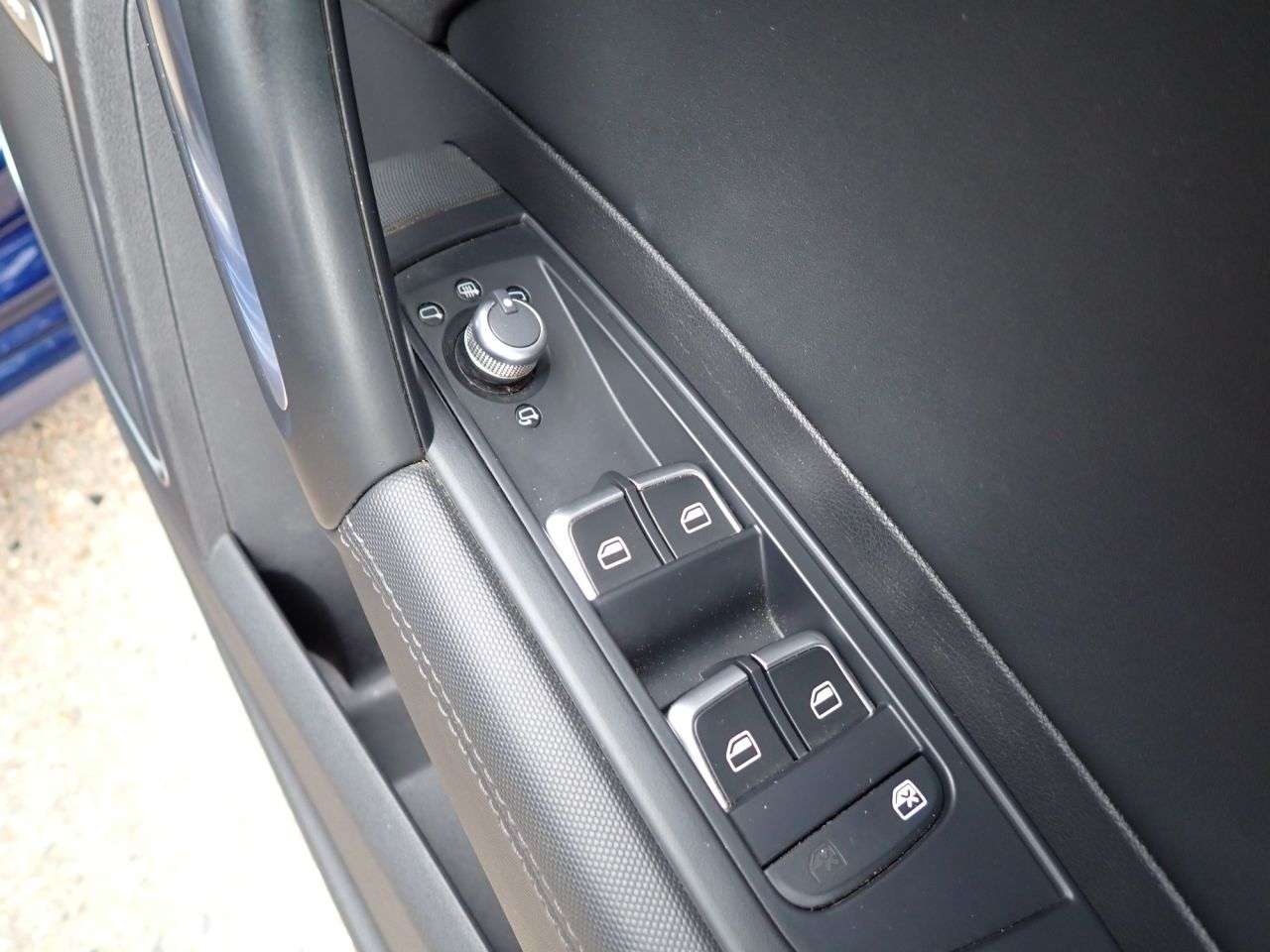 2017 AUDI A1 2017 AUDI A1