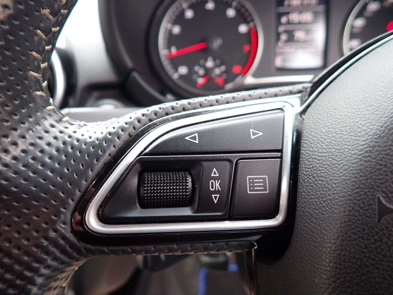 2017 AUDI A1 2017 AUDI A1