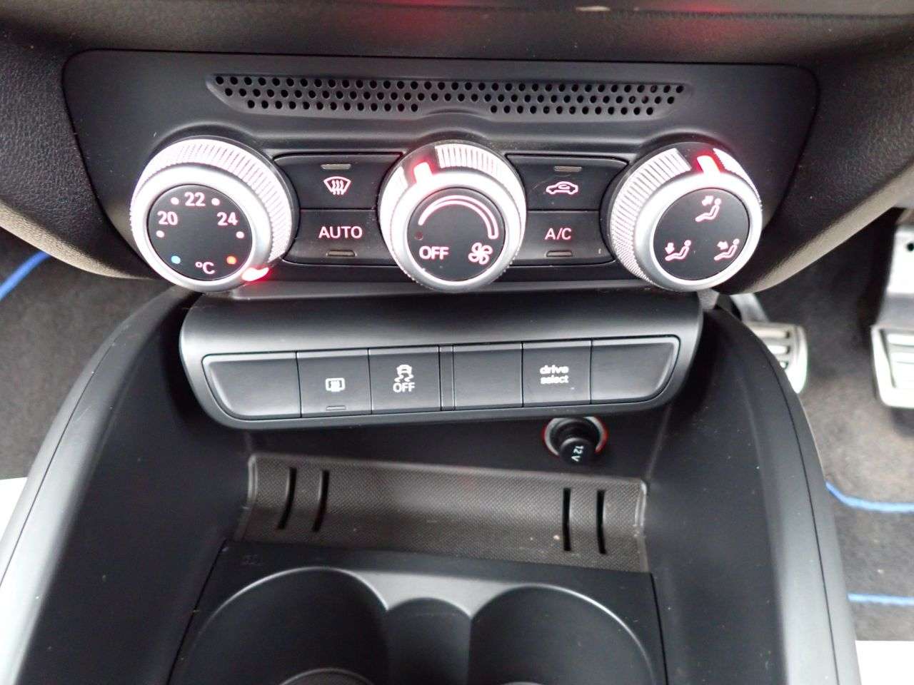 2017 AUDI A1 2017 AUDI A1