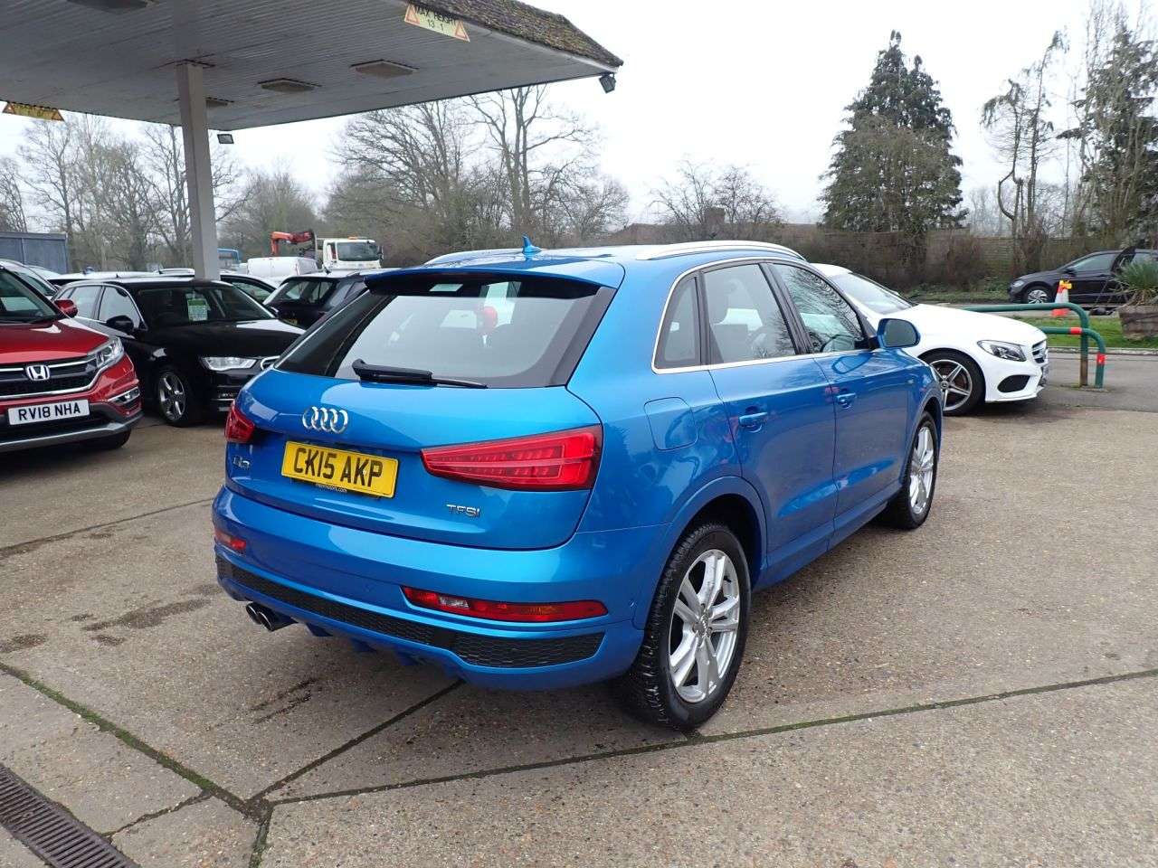 A 2015 AUDI Q3 1.4 TFSI CoD S line SUV 5dr Petrol S Tronic Euro 6 (s/s) (150 ps) HEATED SE A 2015 AUDI Q3 1.4 TFSI CoD S line SUV 5dr Petrol S Tronic Euro 6 (s/s) (150 ps) HEATED SE