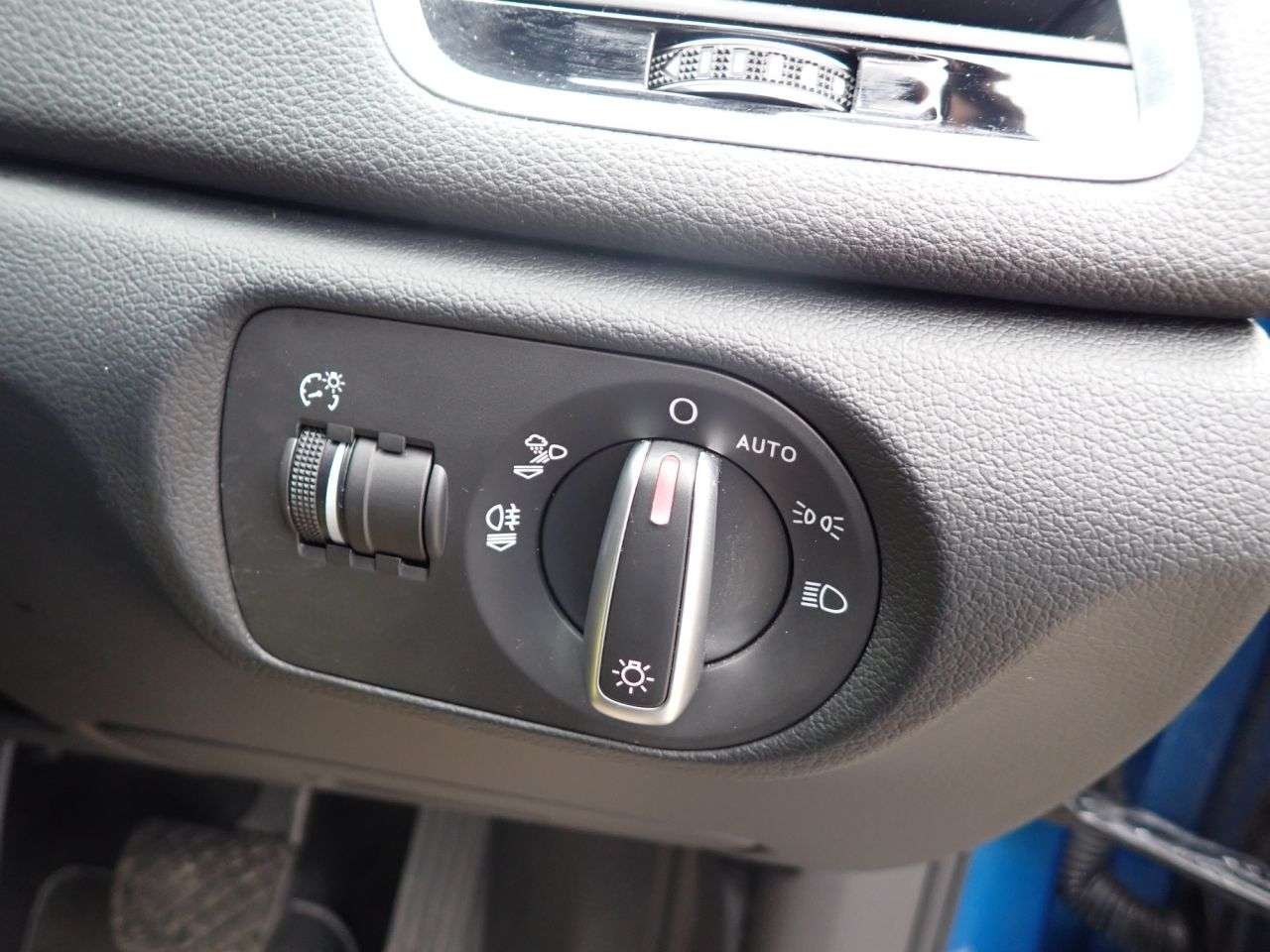 2015 AUDI Q3 2015 AUDI Q3