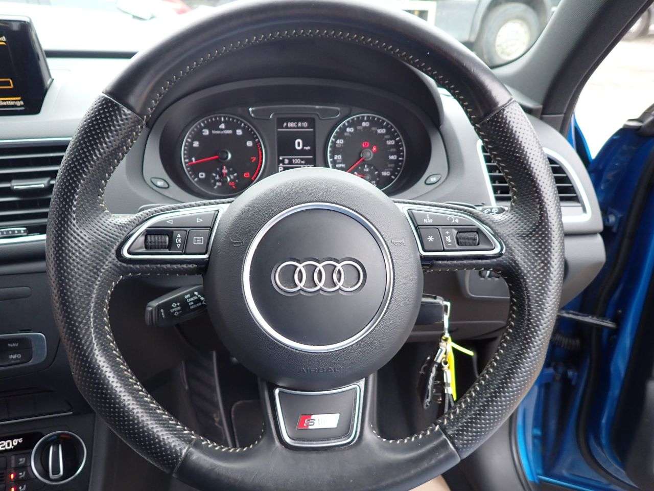 2015 AUDI Q3 2015 AUDI Q3