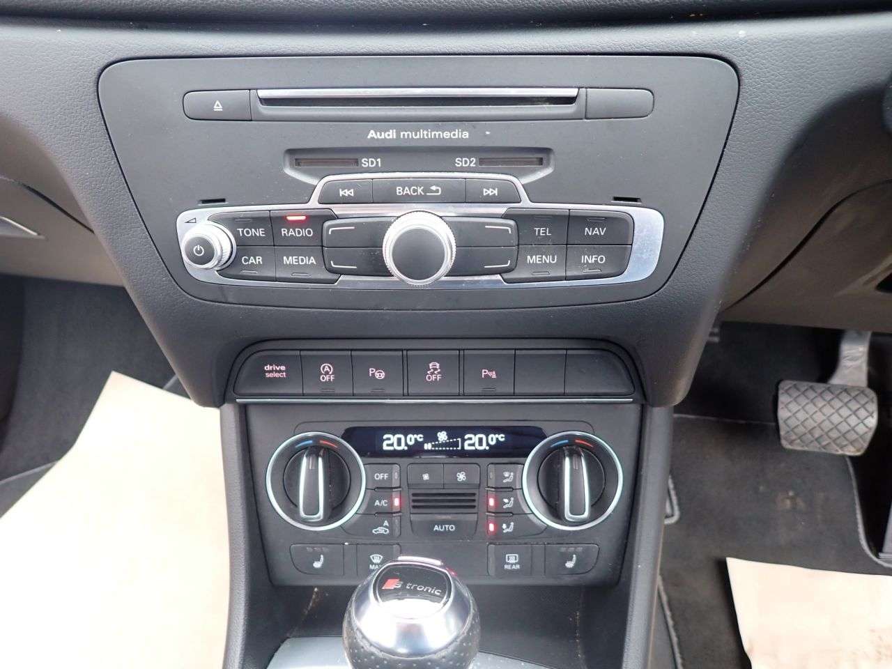 2015 AUDI Q3 2015 AUDI Q3