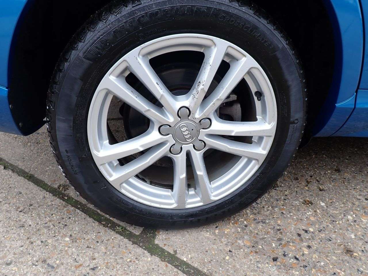 2015 AUDI Q3 2015 AUDI Q3